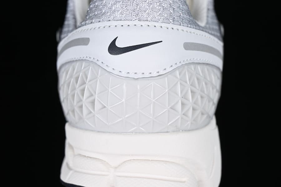 Nike Zoom Vomero 5 Photon Dust Metallic Silver - HYPER LIST