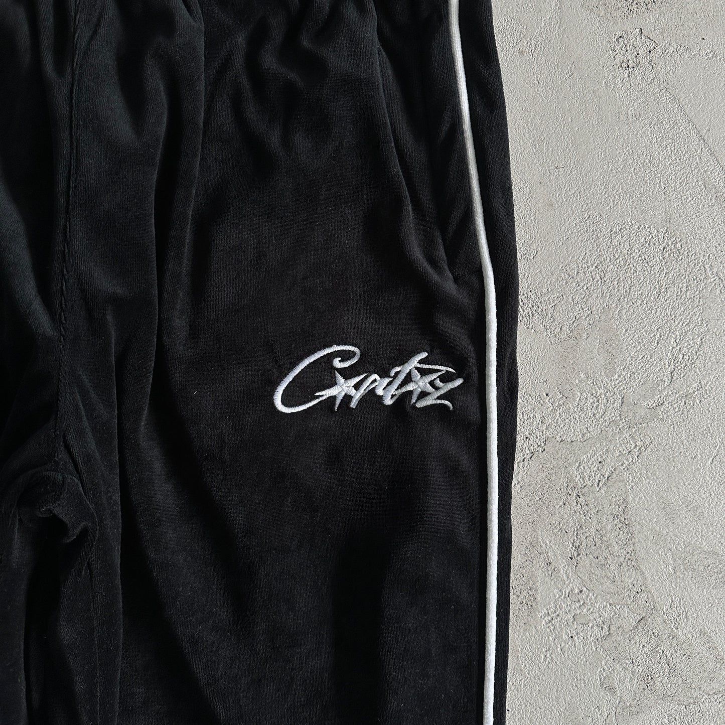 Corteiz Velour Black Tracksuit