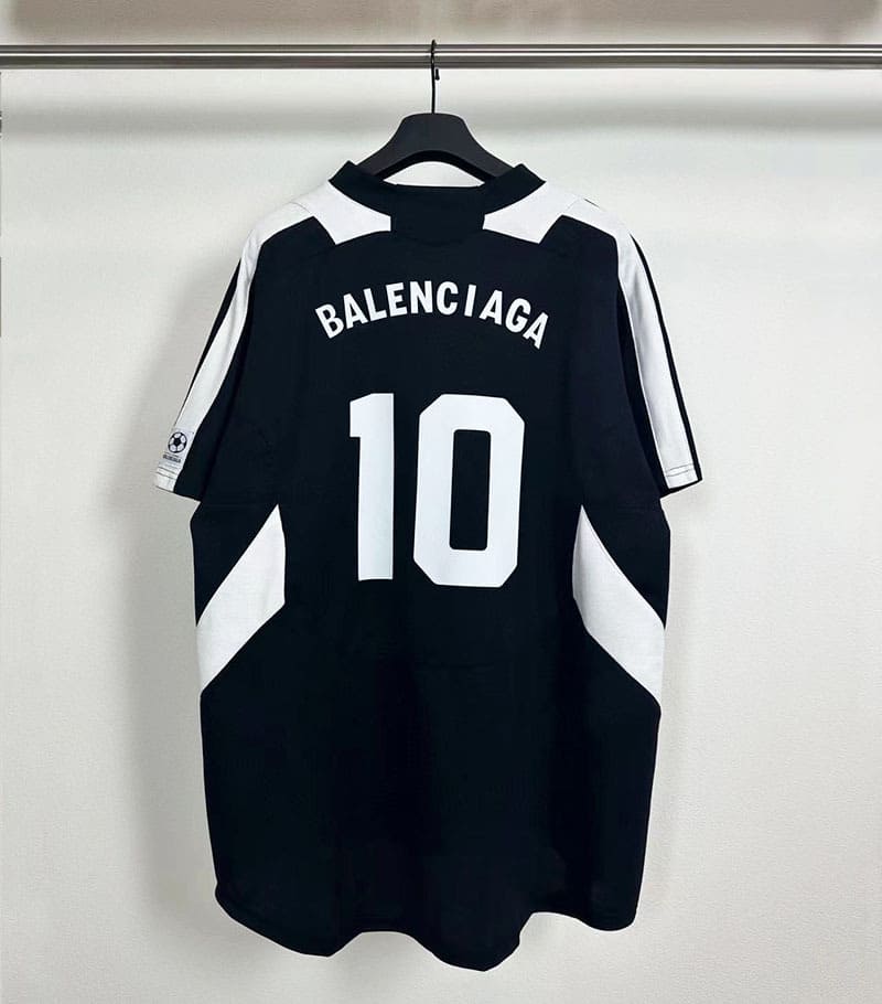 Camiseta Balenciaga Soccer T-Shirt 'BlackWhite' - HYPER LIST