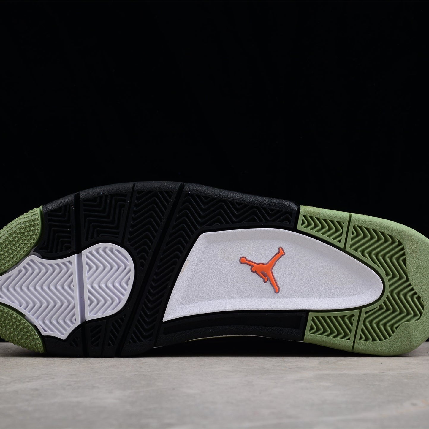 Air Jordan 4 Canyon Purple - HYPER LIST