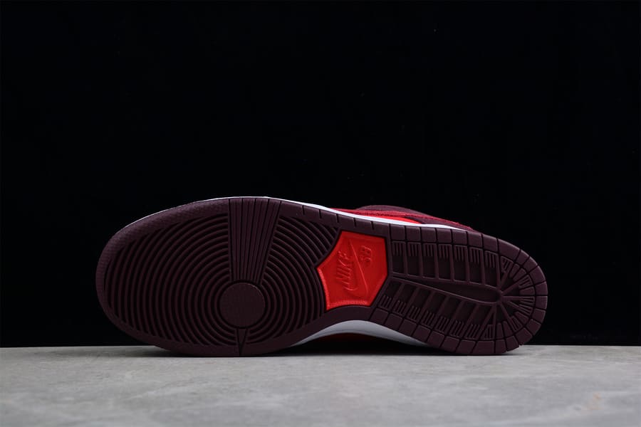Nike SB Dunk Low Cherry - HYPER LIST