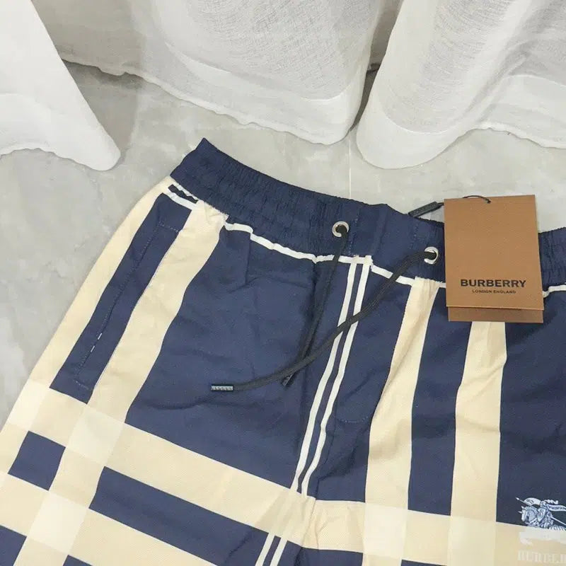 Short Burberry Dark Blue BY046