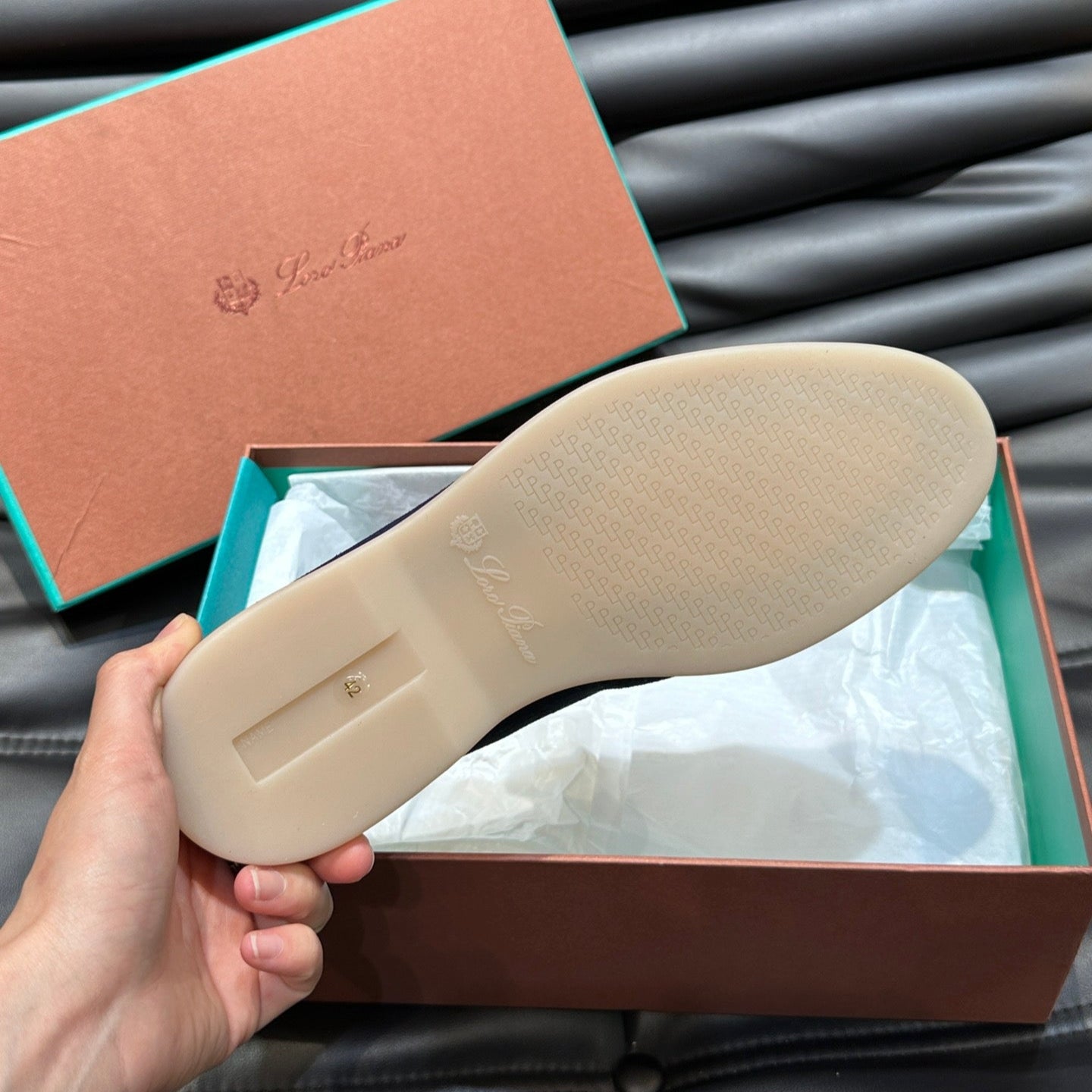 Loro Piana Blue - HYPER LIST