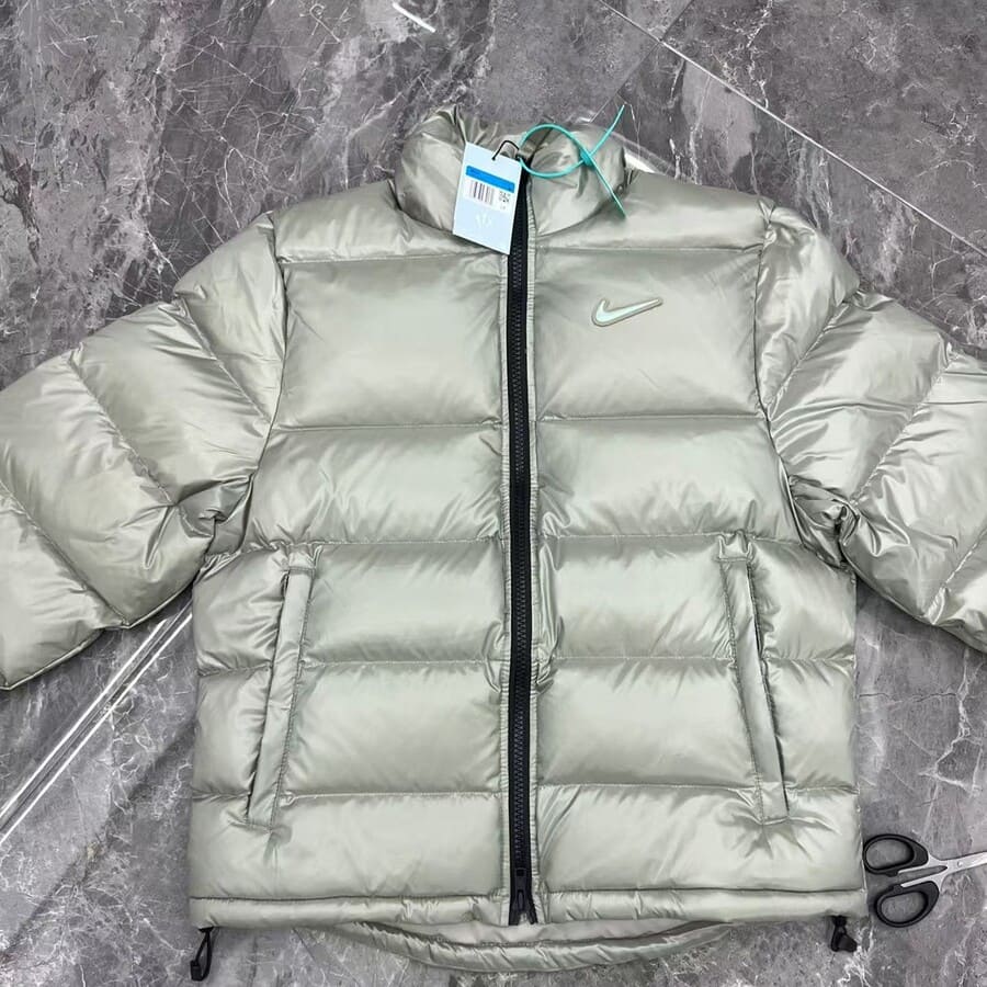 Jaqueta Puffer Nike NOCTA Cinza - HYPER LIST
