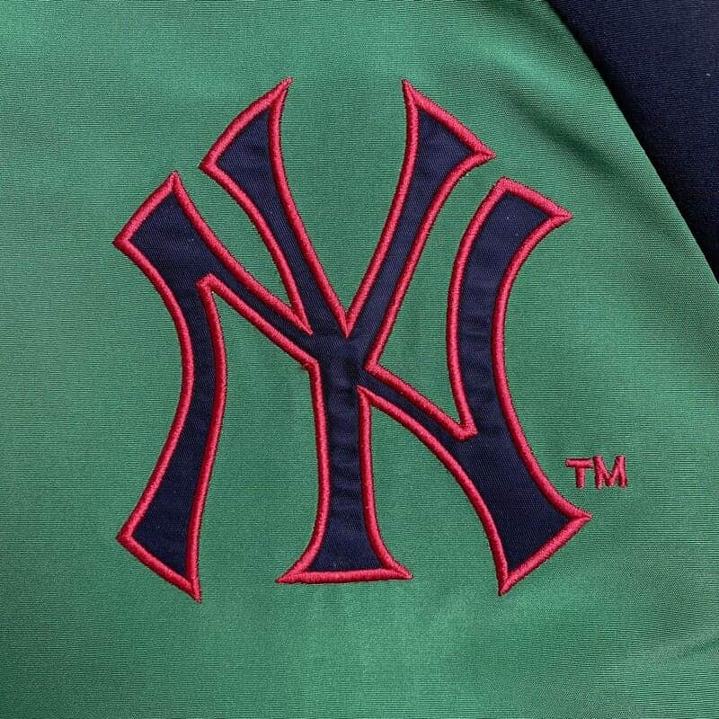 Jaqueta Supreme x New York Yankees Green - HYPER LIST