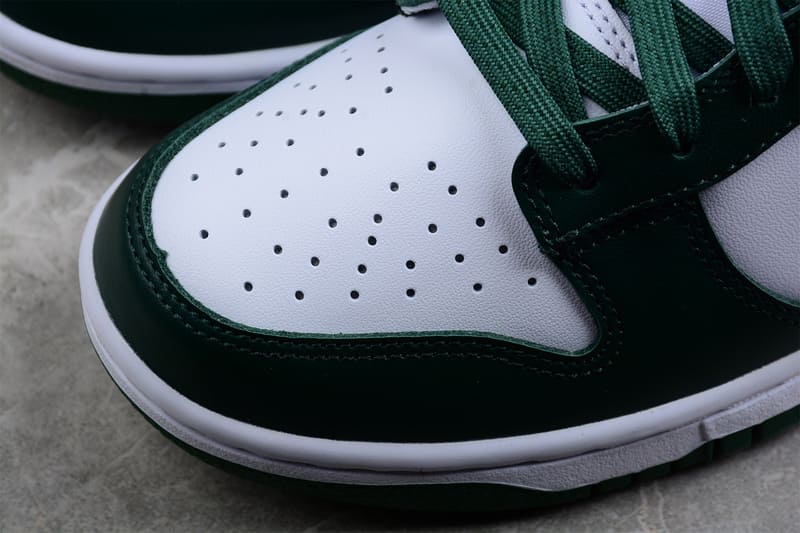 Nike Dunk Low Michigan State - HYPER LIST