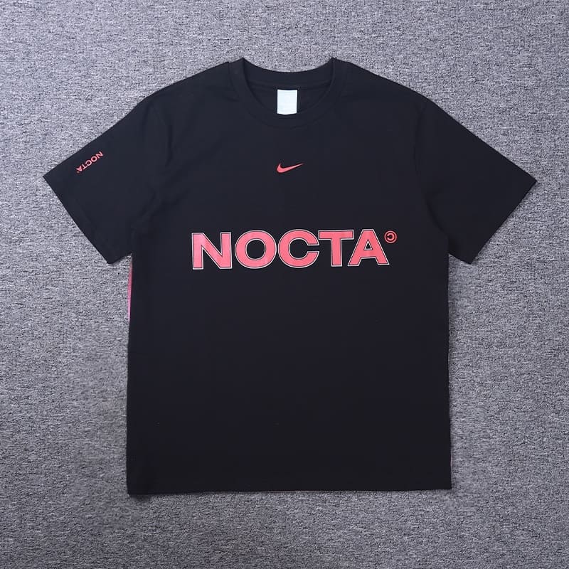 Camiseta Nike x NOCTA Cobra - HYPER LIST