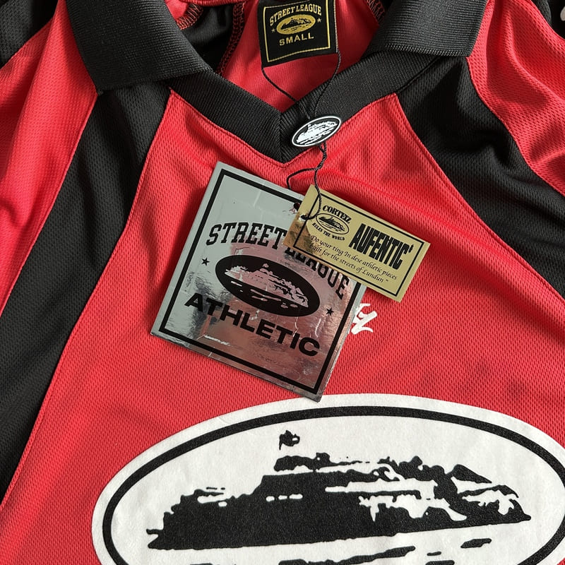 Camiseta Corteiz Alcatraz Football Vermelha - HYPER LIST