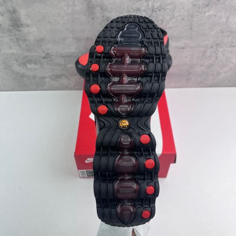 Nike Air Max Dn8 University Red - HYPER LIST