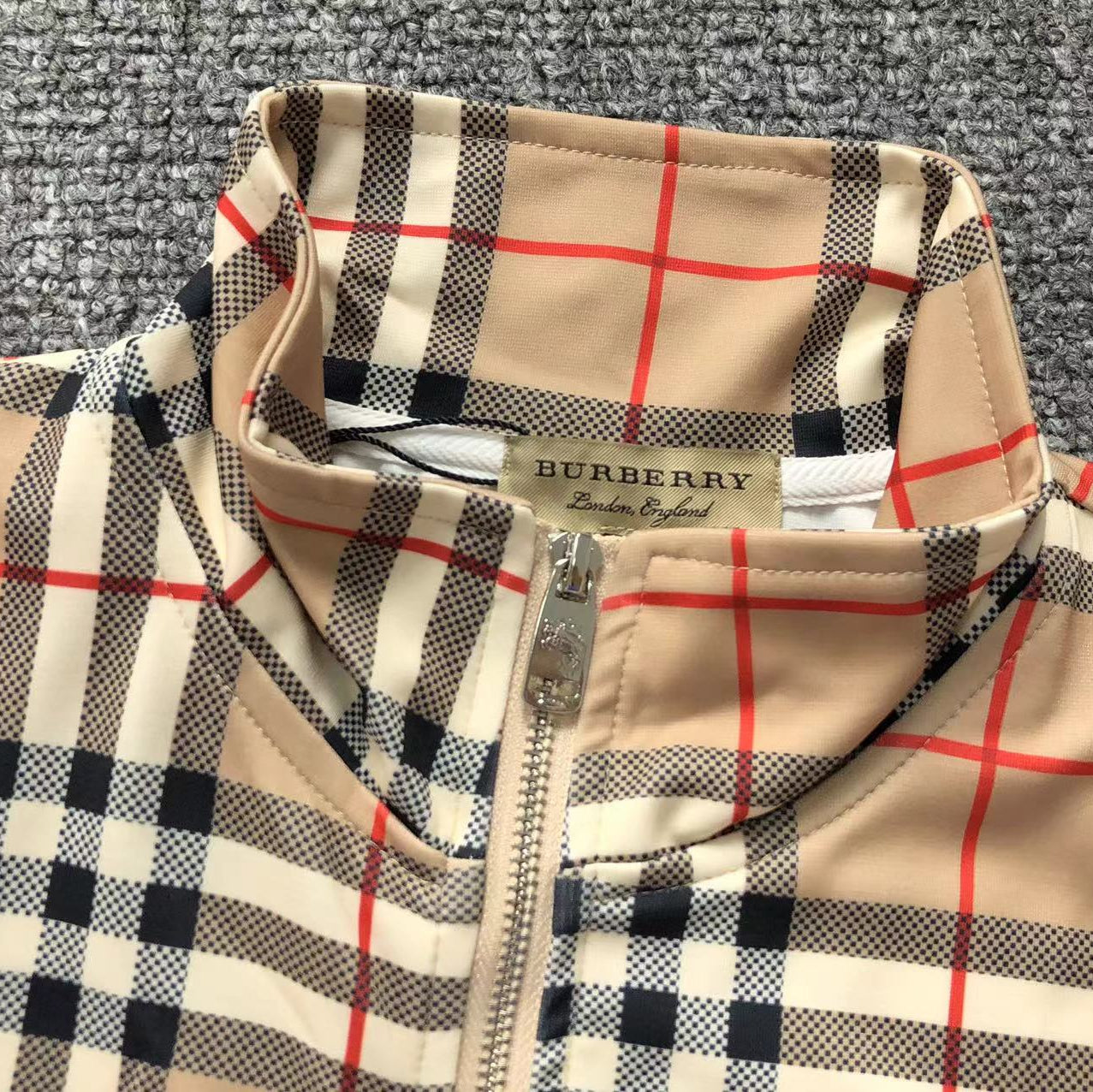 Survêtement Burberry kaki