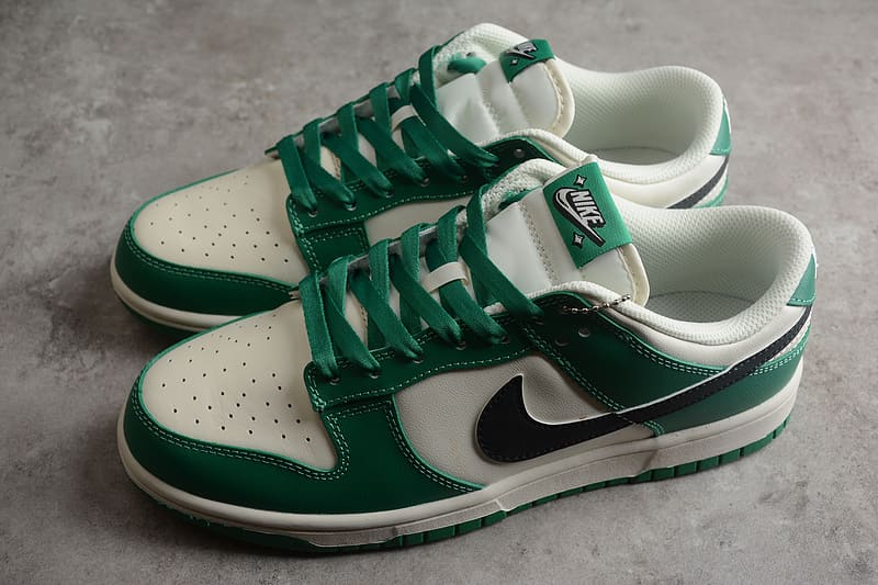Nike Dunk Low SE Lottery - HYPER LIST
