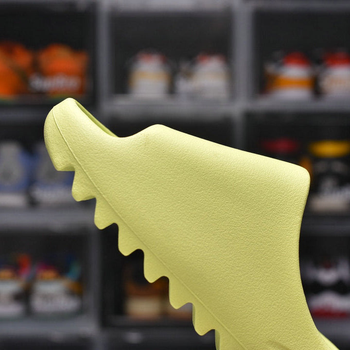 Yeezy Slide Green - HYPER LIST