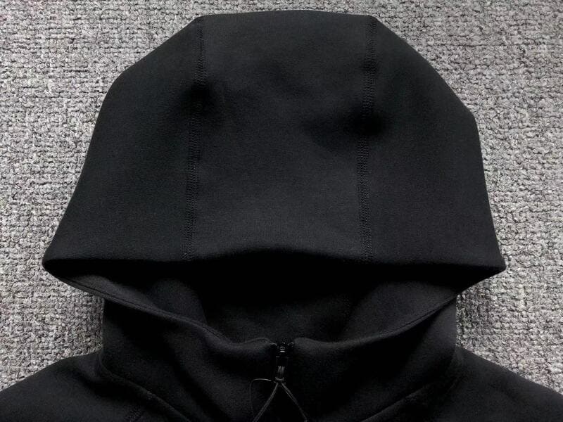 Jaqueta Nike Tech Fleece gray/black 2023 - HYPER LIST