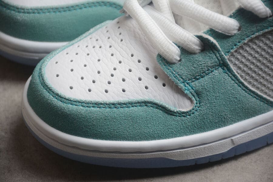 April Skateboards x Nike SB Dunk Low Turbo Green - HYPER LIST