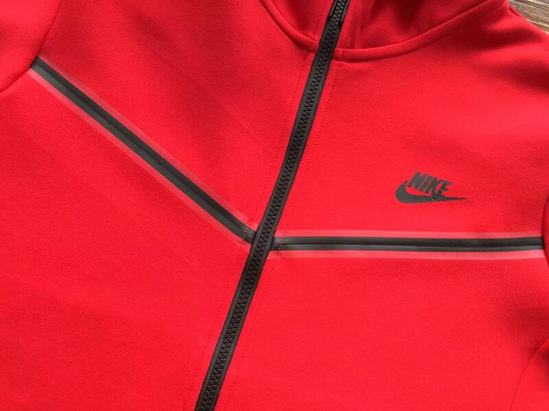 Conjunto Nike Tech Fleece Vermelho - HYPER LIST