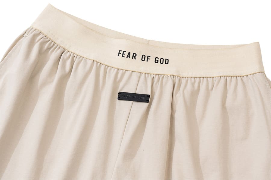 Shorts Fear Of God Essentials Beje - HYPER LIST