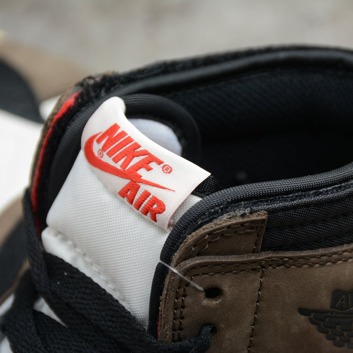 Travis Scott x Air Jordan 1 High Mocha - HYPER LIST