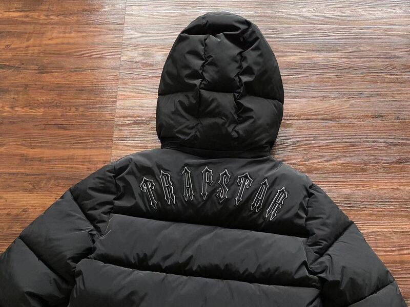 Jaqueta Puffer Trapstar Irongate Hooded - HYPER LIST