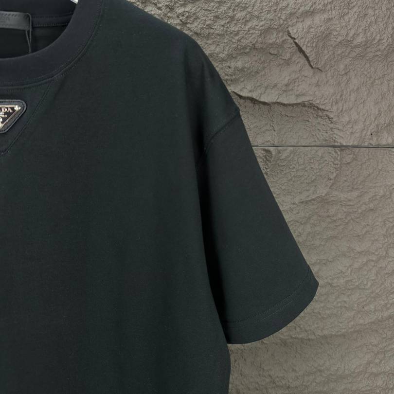 T-shirt Prada Logo Patch Black/White PD054