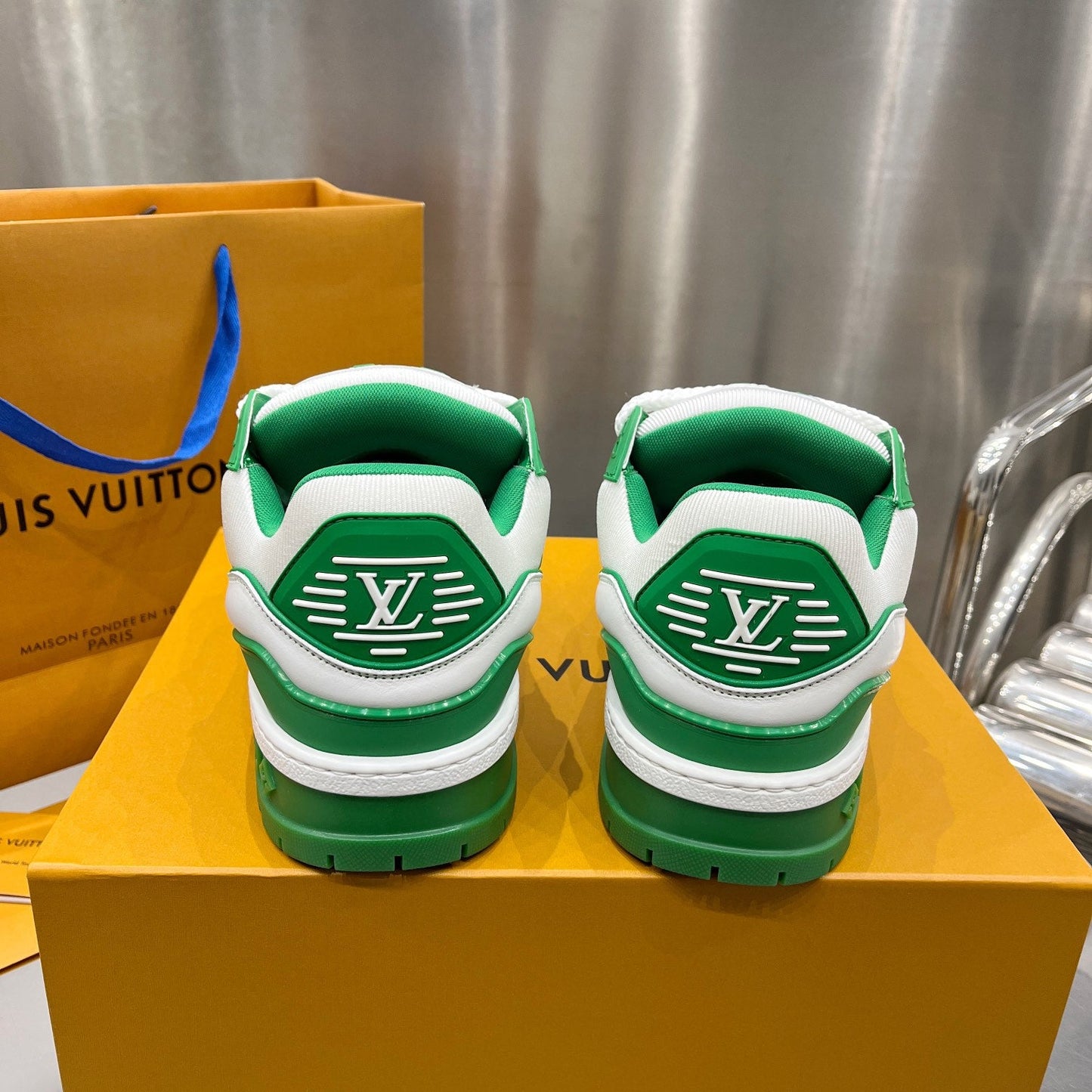 Louis Vuitton Trainner Green - HYPER LIST