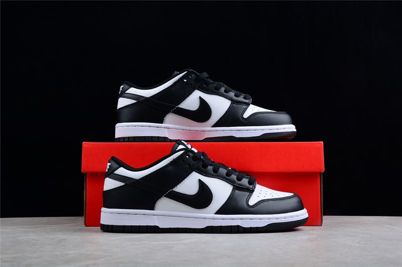 Nike Dunk SB Low Retro White Black - HYPER LIST