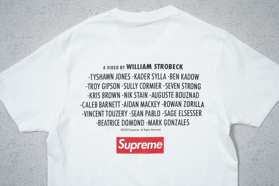 Camiseta Supreme “Play Dead” - HYPER LIST