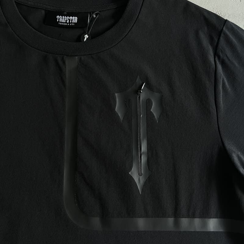 Conjunto Trapstar Irongate T Tech Zip Black - HYPER LIST
