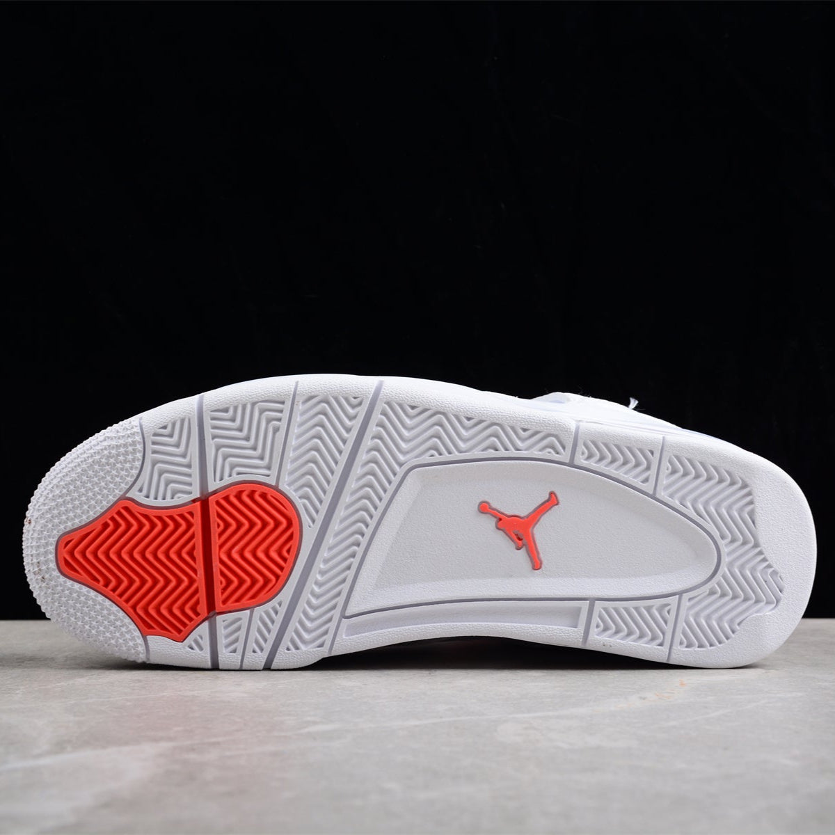 Air Jordan 4 Metallic Red