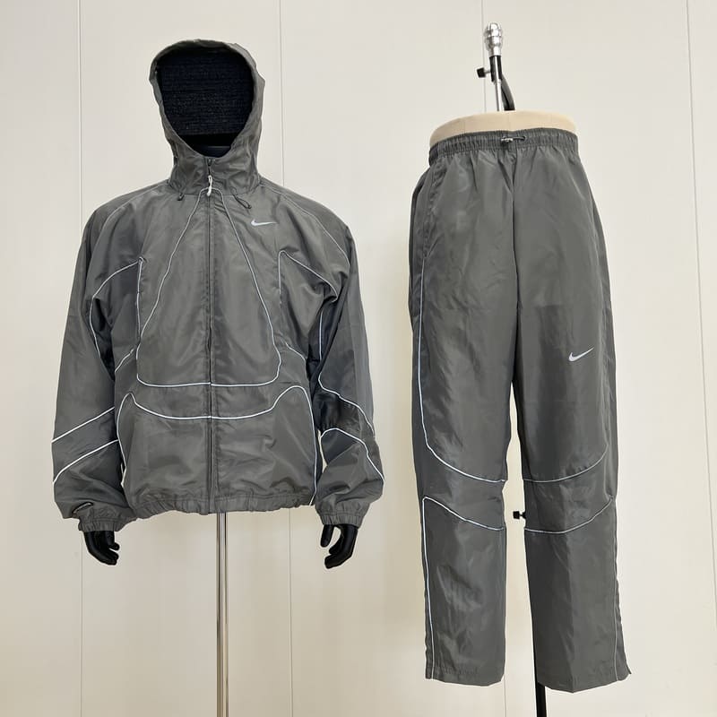 Conjunto Nike x Corteiz Cinza - HYPER LIST