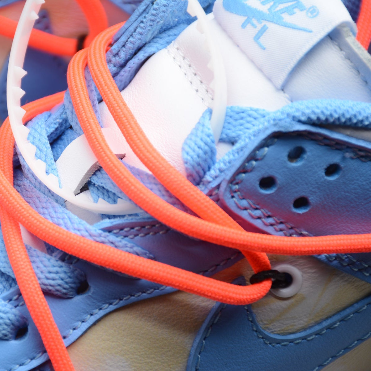 OFF-White x Futura x Nike Dunk Low - HYPER LIST
