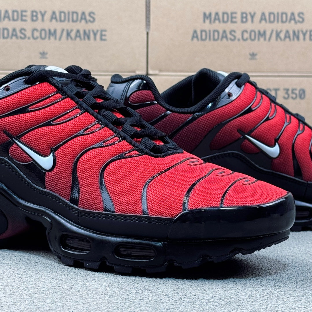 Nike TN PLUS Red