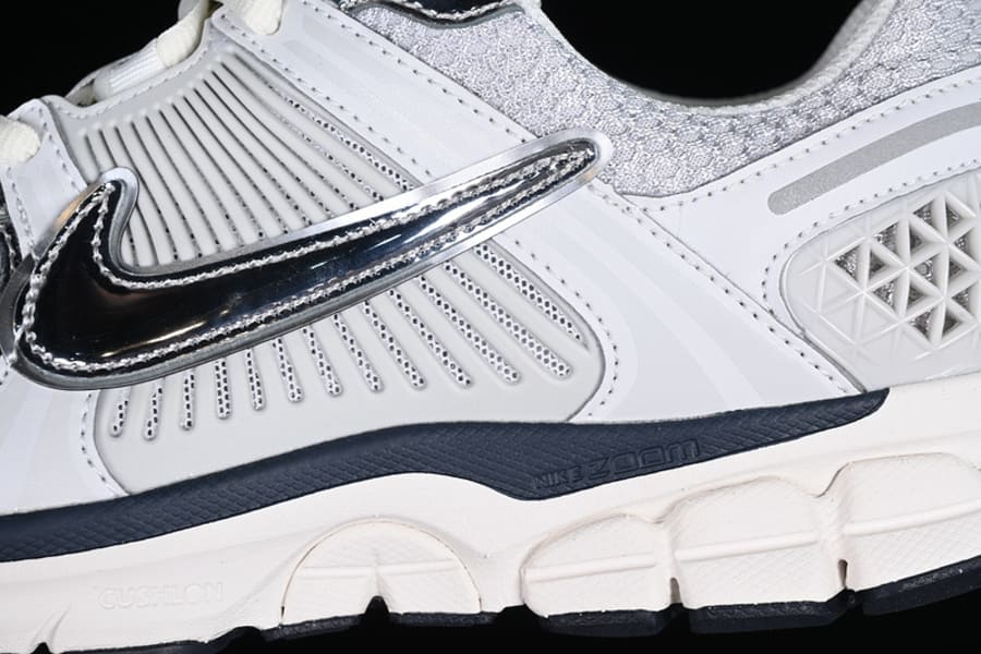 Nike Zoom Vomero 5 Photon Dust Metallic Silver - HYPER LIST