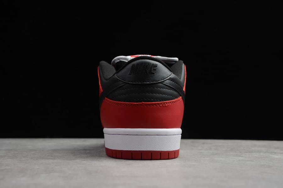 Nike SB Dunk Low Chicago - HYPER LIST