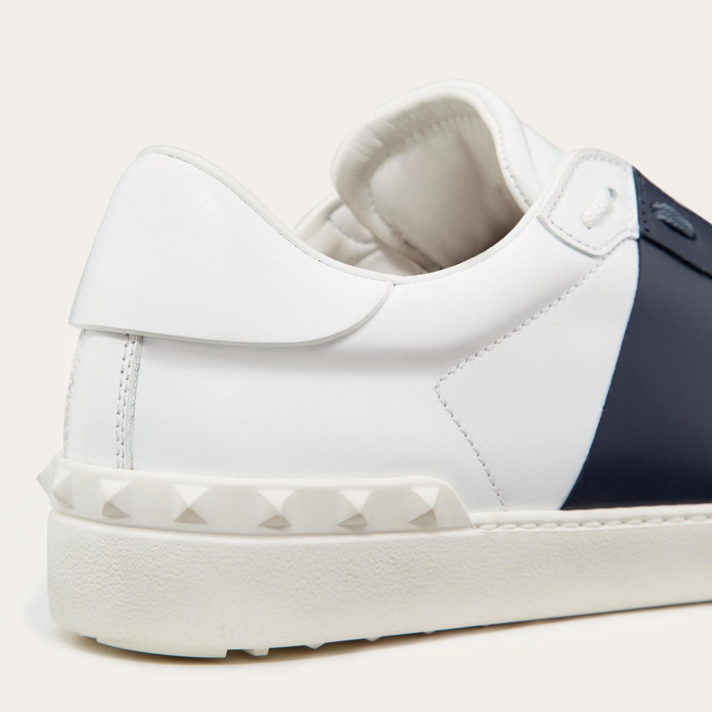 Valentino Calfskin Blue - HYPER LIST