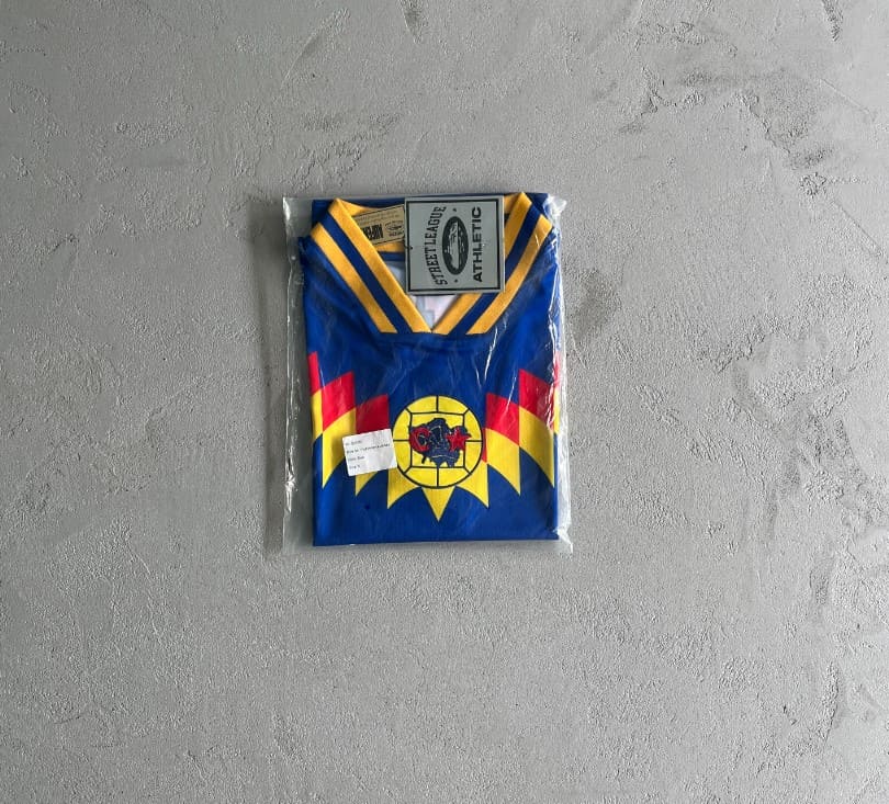 Camiseta Corteiz Futebol Azul - HYPER LIST