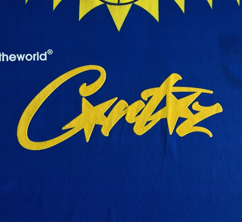 Camiseta Corteiz Futebol Azul - HYPER LIST