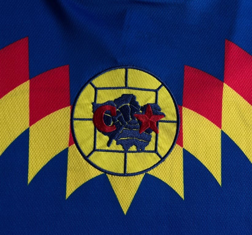 Camiseta Corteiz Futebol Azul - HYPER LIST