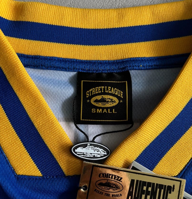 Camiseta Corteiz Futebol Azul - HYPER LIST