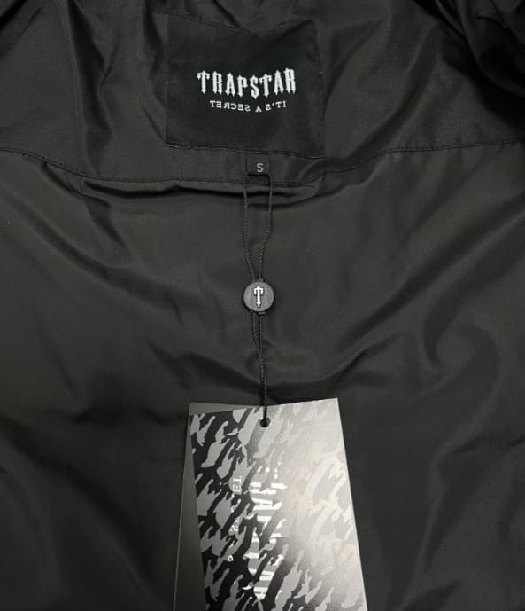 Jaqueta Trapstar Decoded Hooded Puffer 2.0 Infrared Edition - HYPER LIST