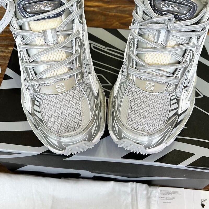 Off-White Be Right Back Grey Silver - HYPER LIST