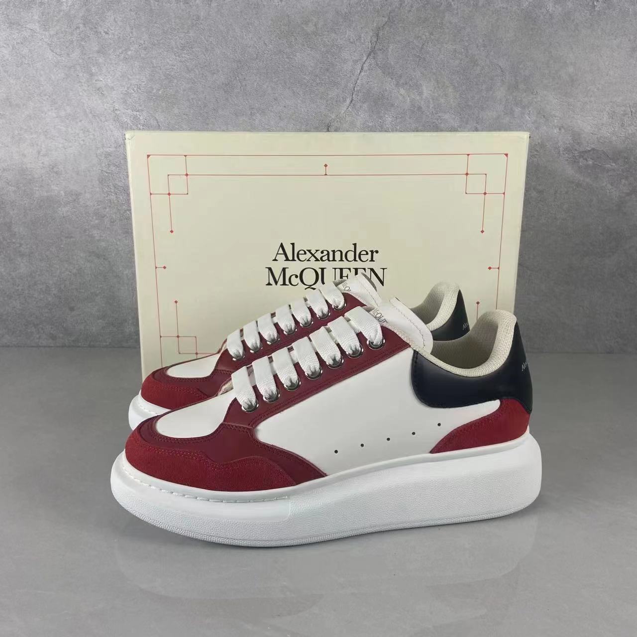 Alexander McQueen Red - HYPER LIST