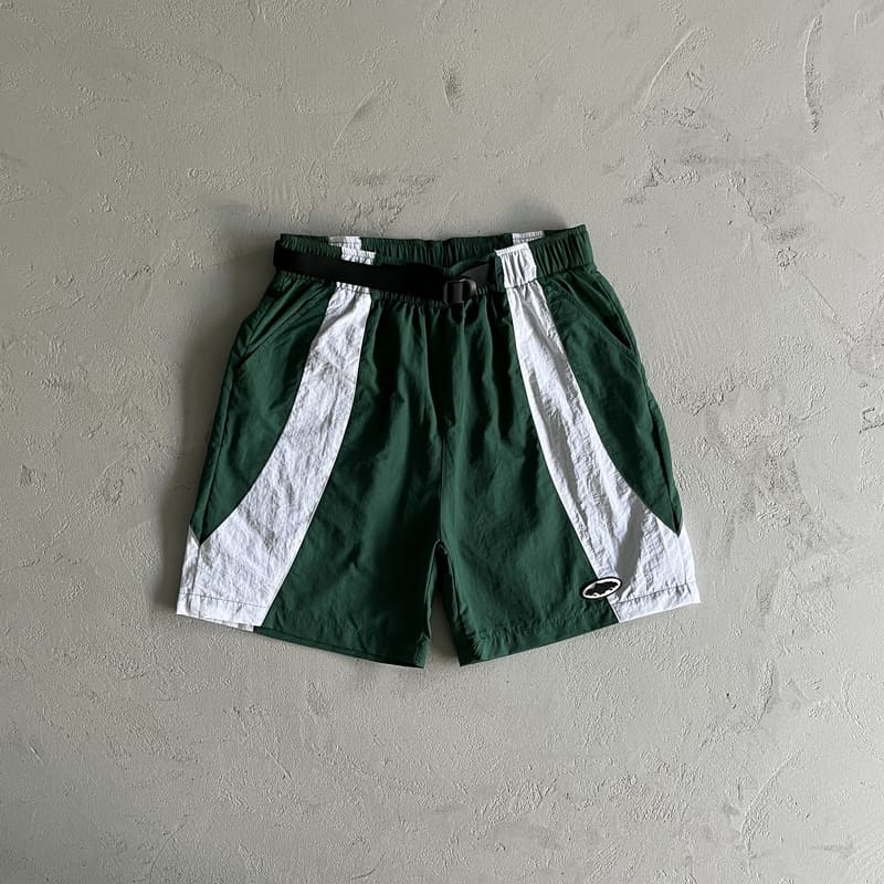 Shorts Corteiz Verde Branco - HYPER LIST