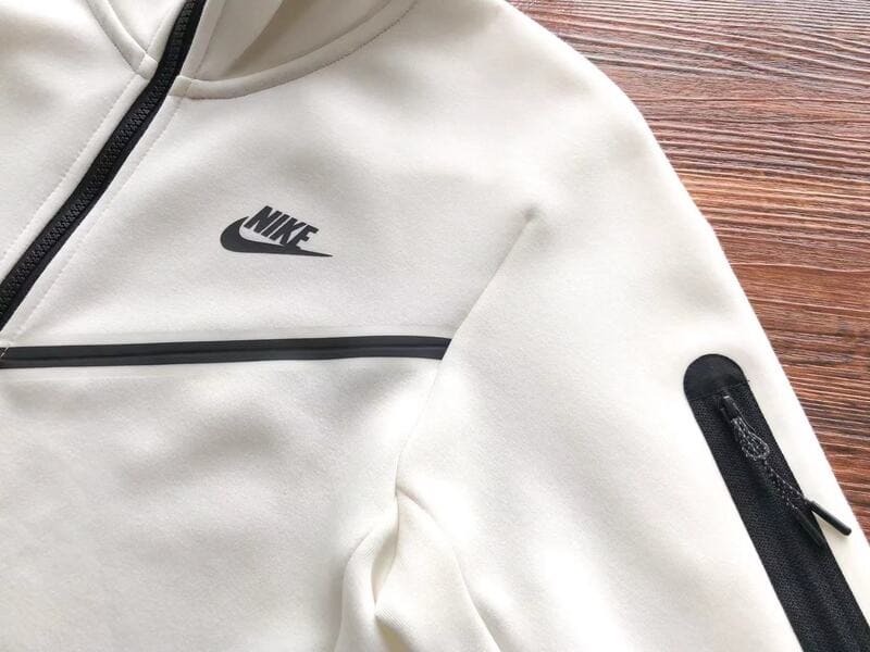 Conjunto Nike Tech Fleece Branco - HYPER LIST