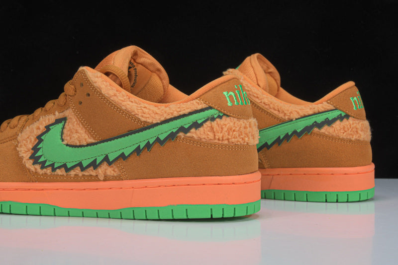 Nike Dunk Low Grateful Dead Bears Orange - HYPER LIST