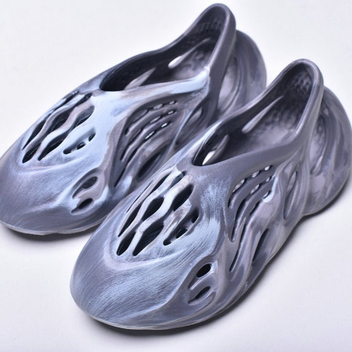Yeezy Foam Runner Silver