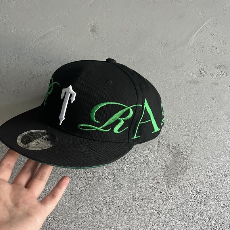 Trapstar Script Fitted Cap Black/Green - HYPER LIST