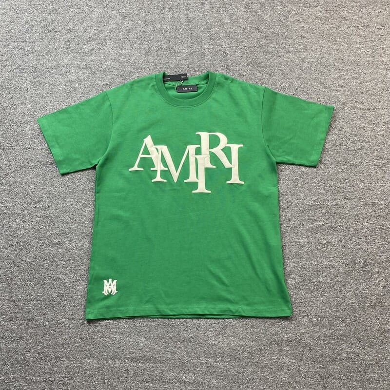 T-shirt vert avec logo décalé Amiri