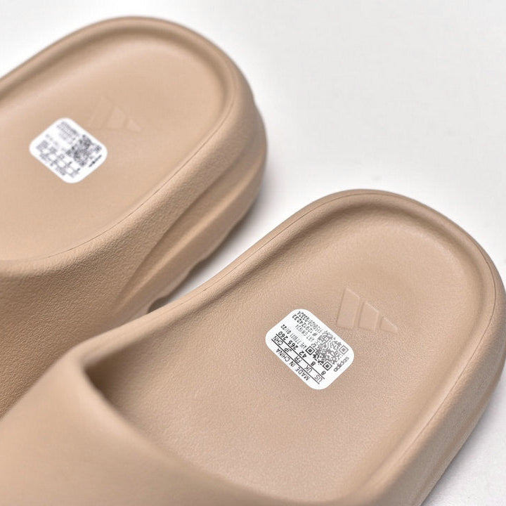 Yeezy Slide Cream