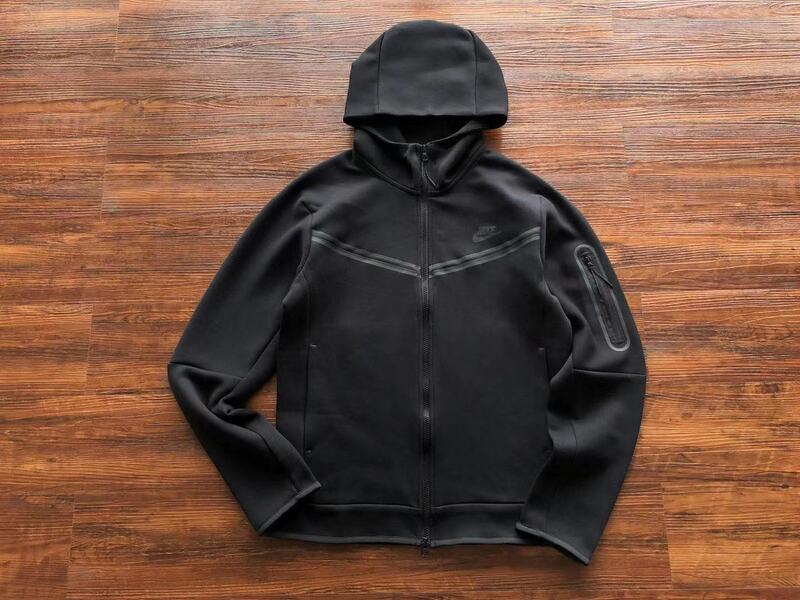 Conjunto Nike Tech Fleece Preto - HYPER LIST