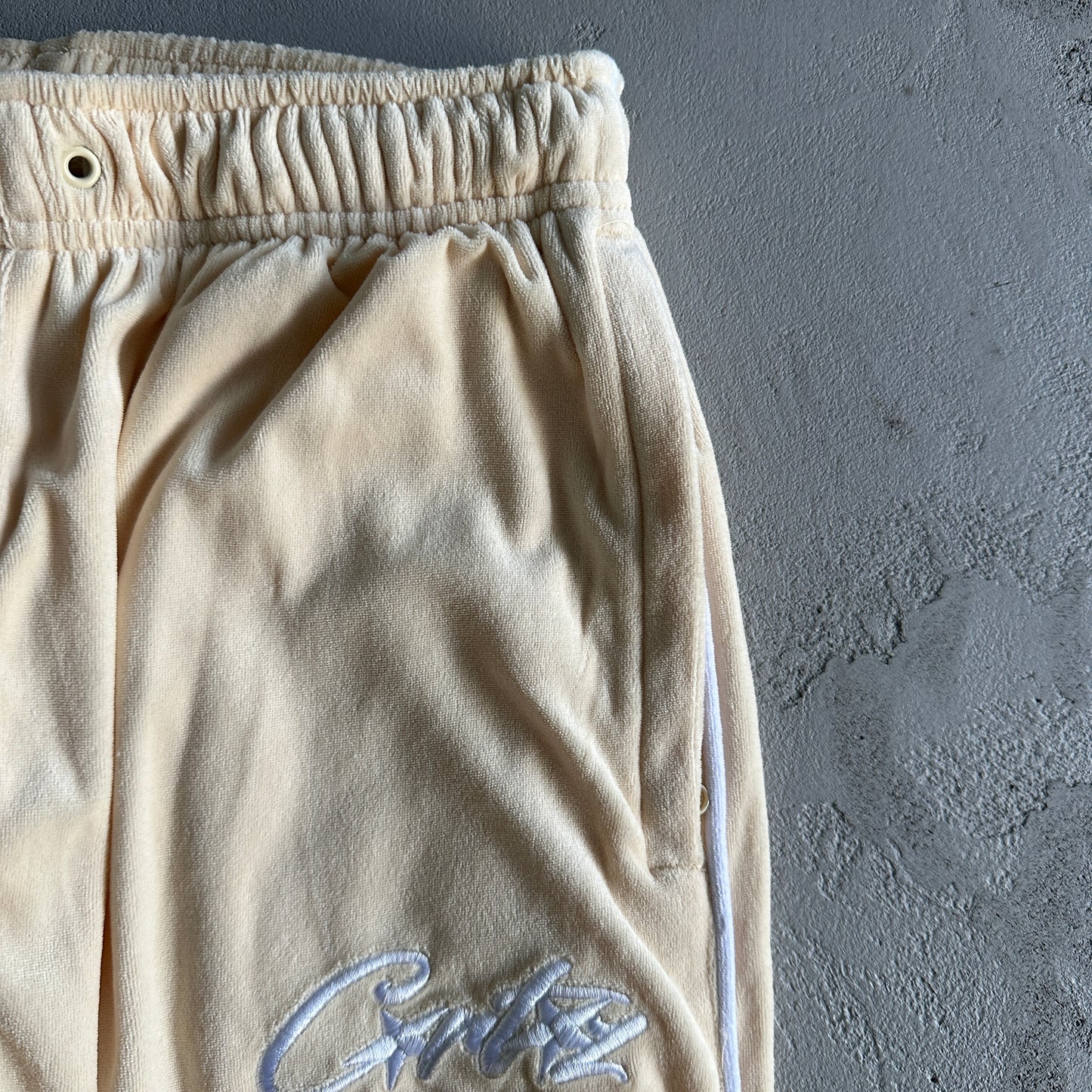 Corteiz Velour White Tracksuit